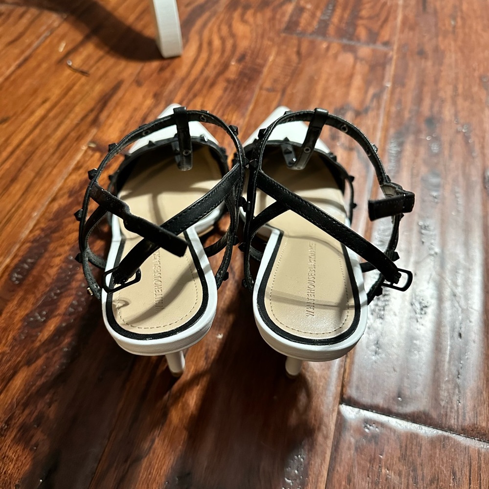 WHBM Black and White Women's Heels - Picture 4 of 6